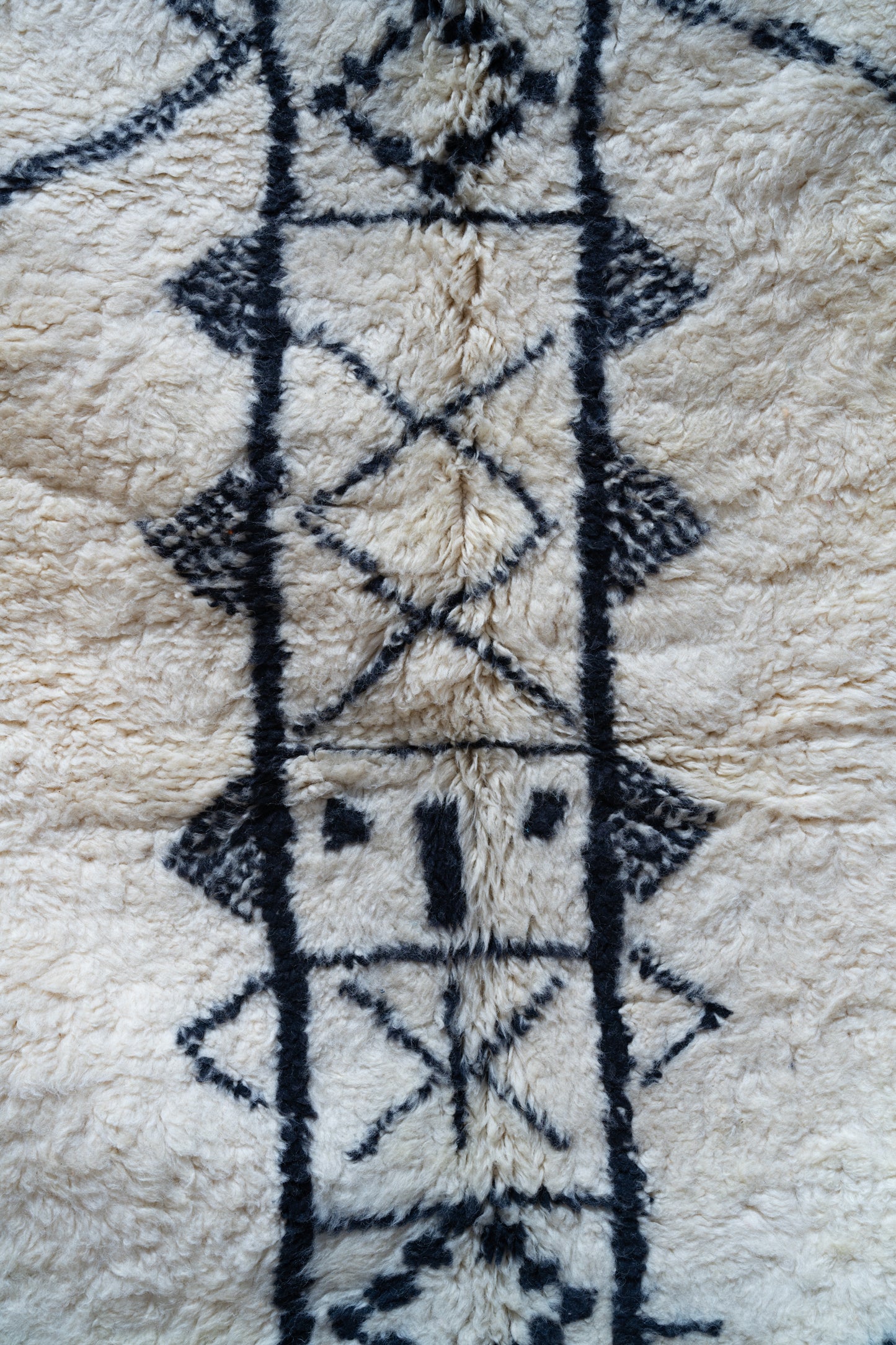 Moroccan Beni Ourain Luxury Handmade Rug - Berber Vintage Pattern