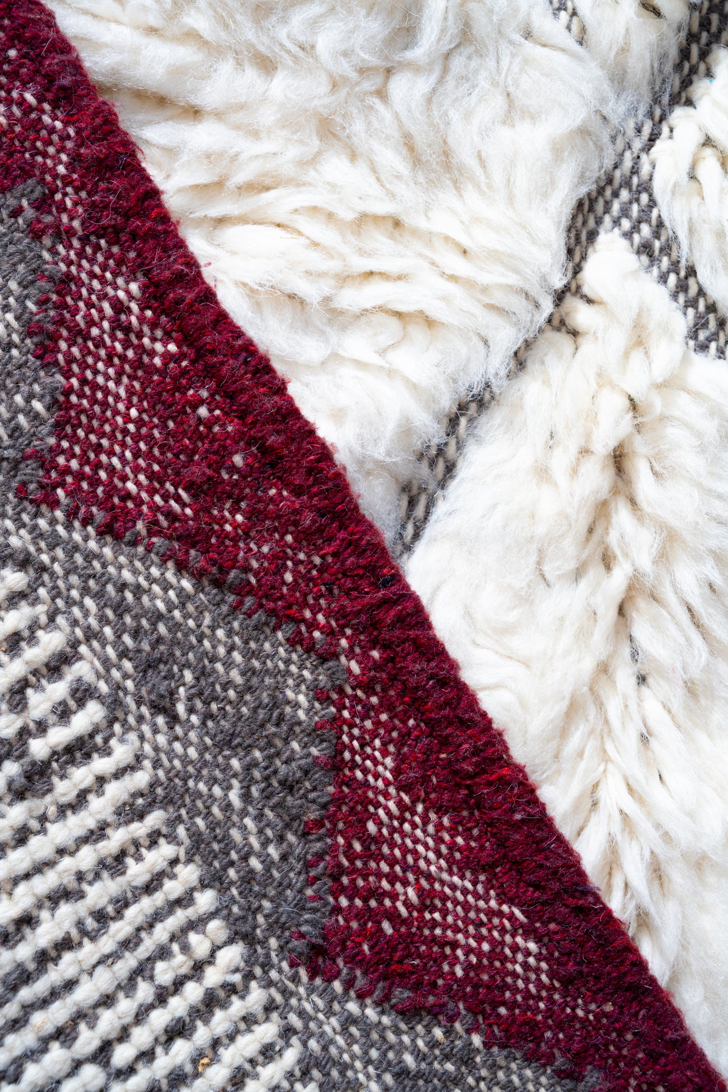 Moroccan Beni Ourain Luxury Handmade Rug - Burgundy Trim